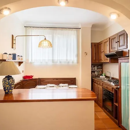 Hostfacile - Inglesi - 3 Bedrooms - Wifi * سانريمو